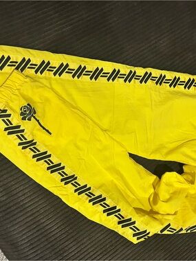 Petals joggers xs